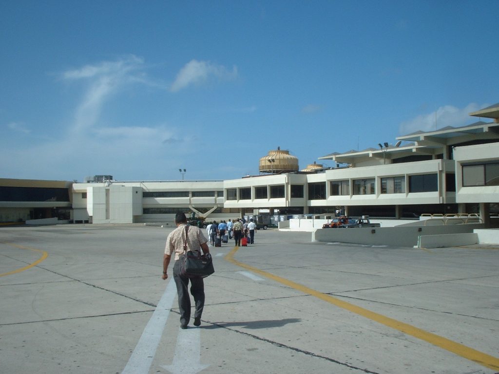 Aeropuerto Internacional Las Américas, Santo Domingo
