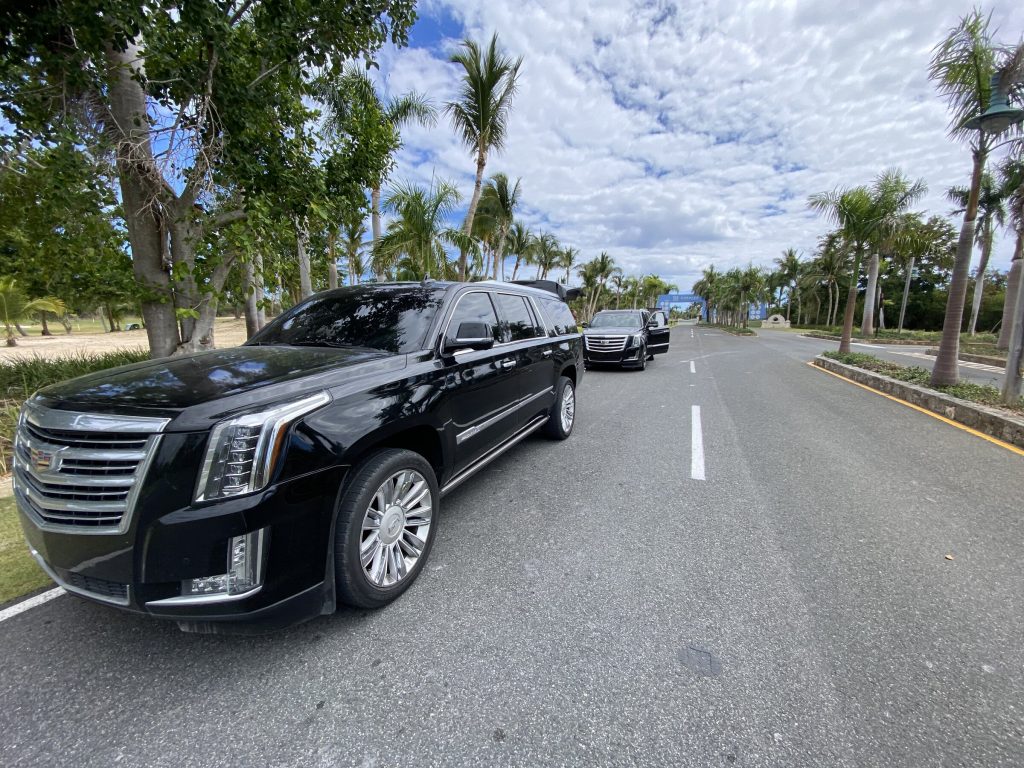 Cadillac Escalade Premium, SUV de lujo para traslados privados al aeropuerto